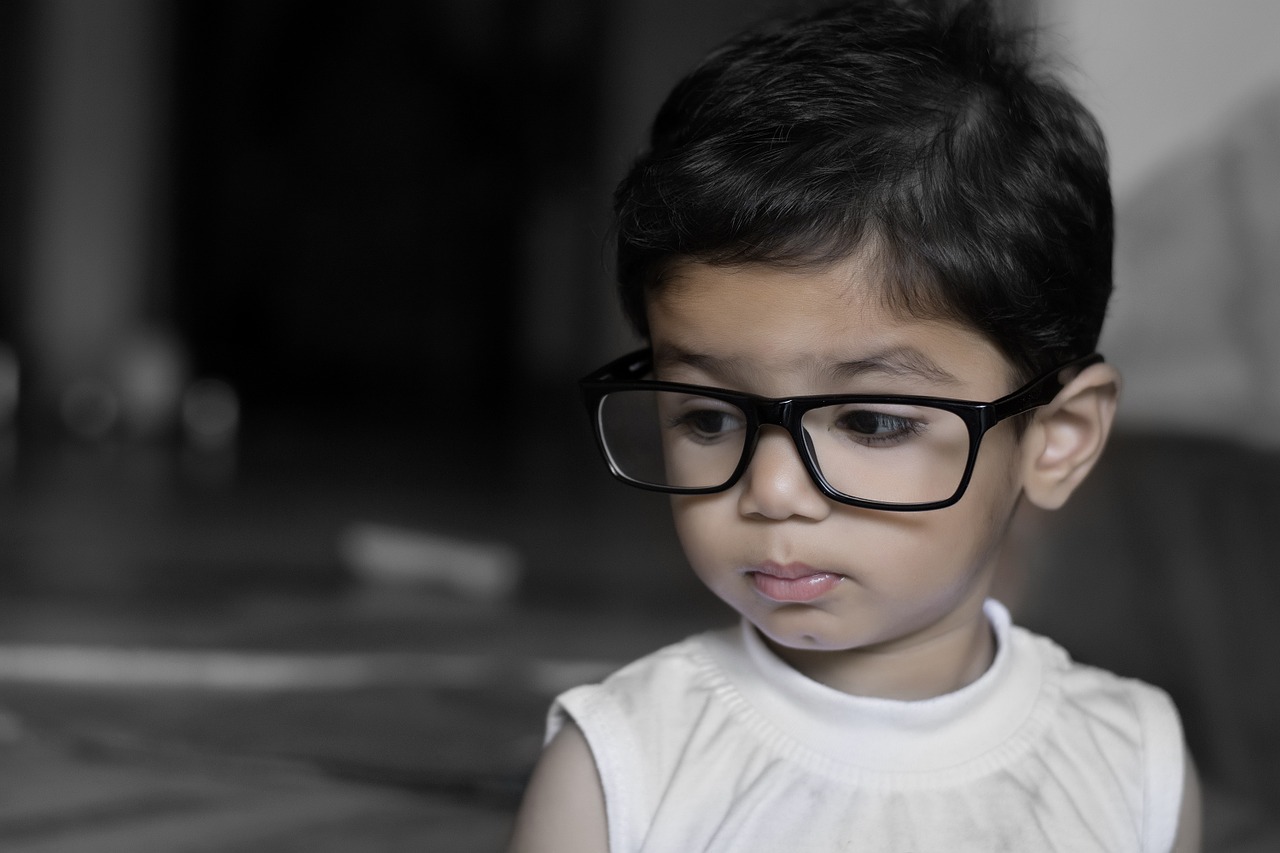 Bolondos és trendi szemüvegek: körkép gyermekeknek
